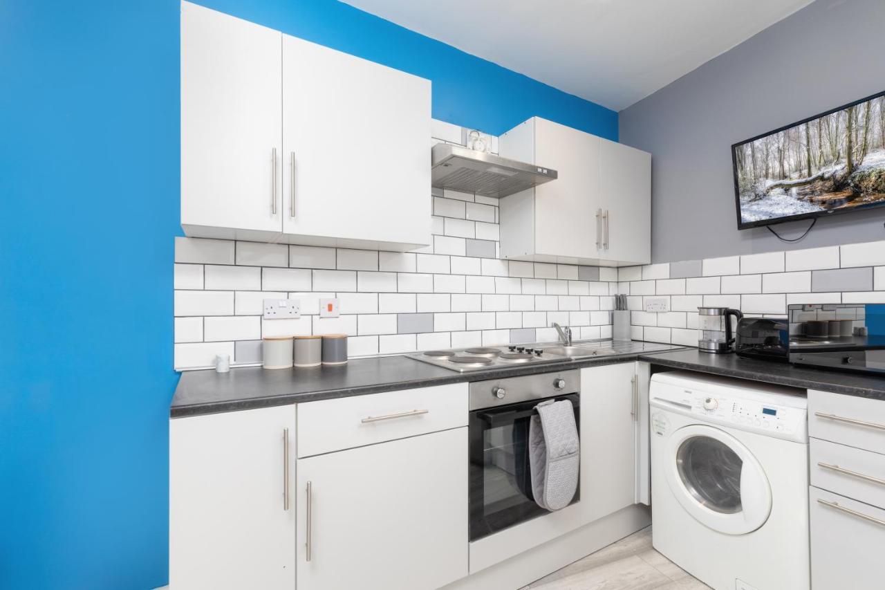 Stockton Town Centre Studio Apartments Free Parking And Wi-Fi Bagian luar foto